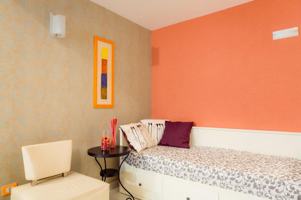 Апартаменты Napolincentro Loft Экстерьер фото